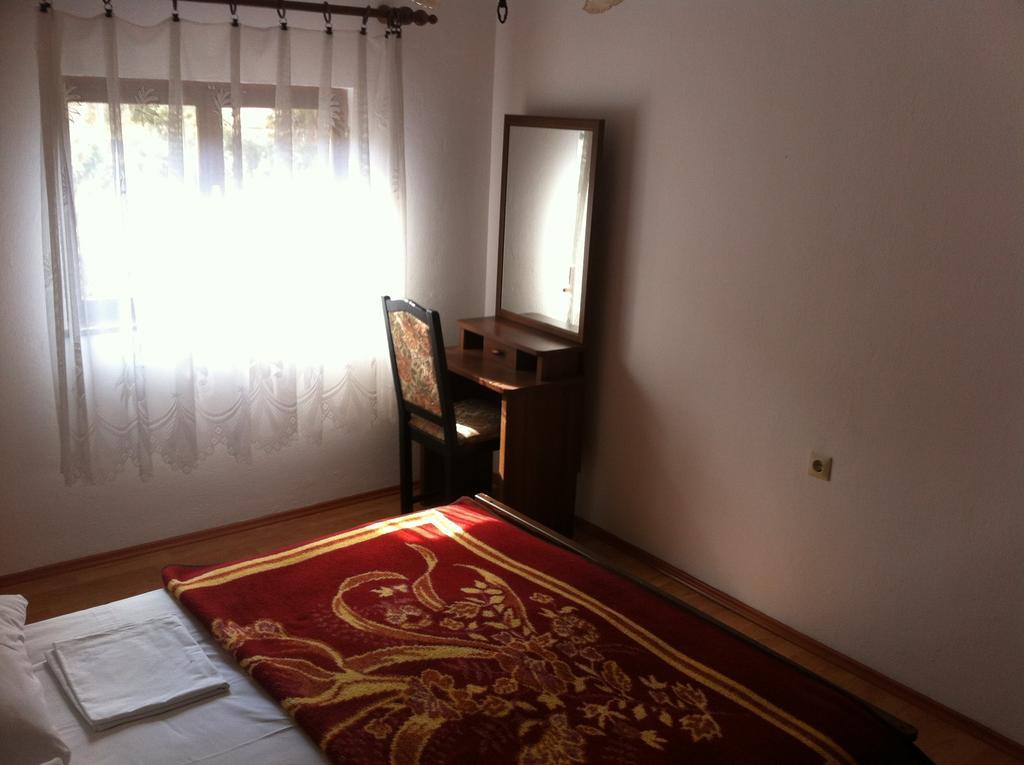 Apartmani Cempres Senj Senj  Phòng bức ảnh