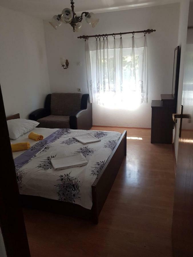 Apartmani Cempres Senj Senj  Ngoại thất bức ảnh